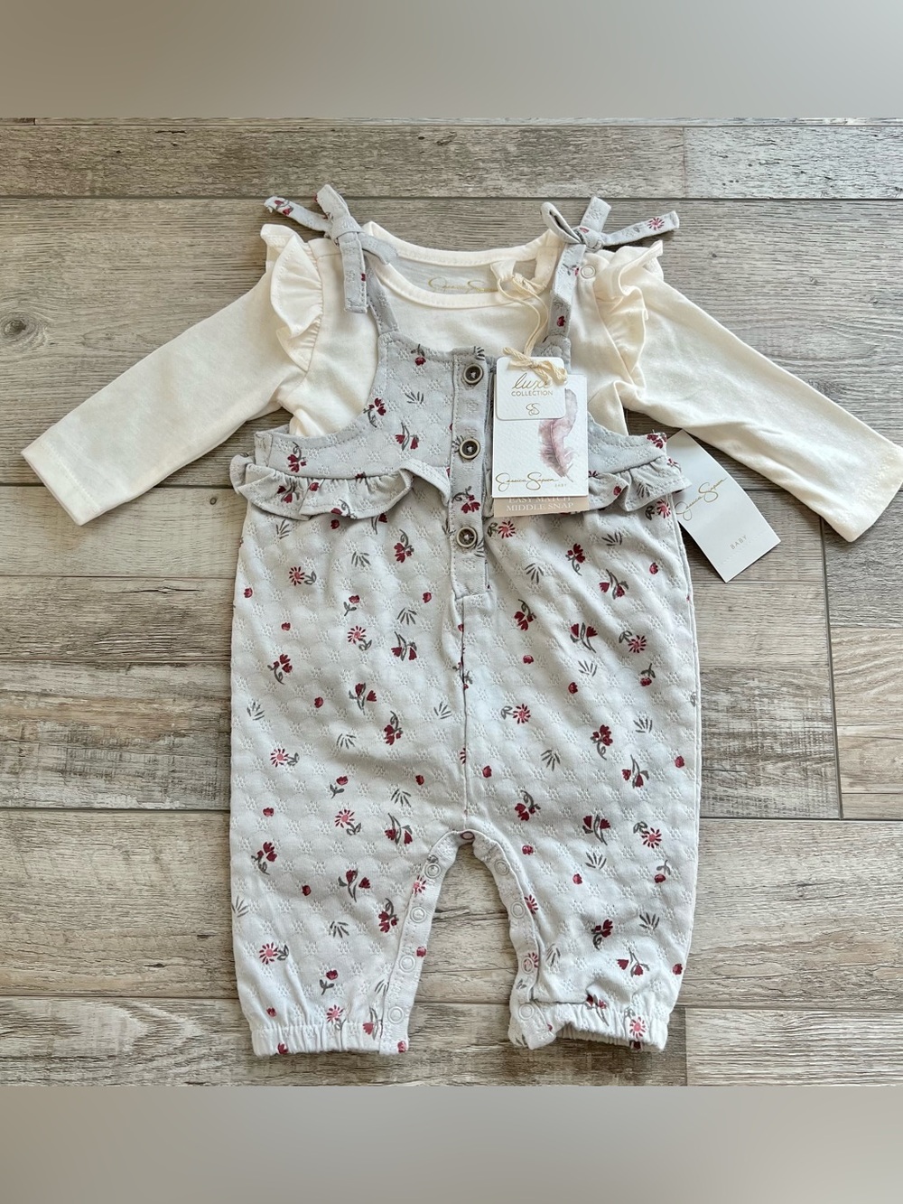 NWT Jessica Simpson Baby Overall Set Size 0/3 Months